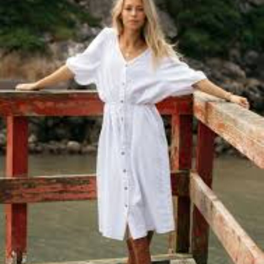 Jackson Rowe White Steer Dress Size M